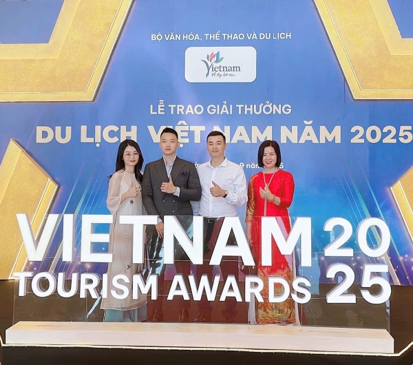 Minh Việt nhận giải thưởng “Doanh nghiệp vận chuyển khách du lịch bằng ô tô tốt nhất năm 2025”